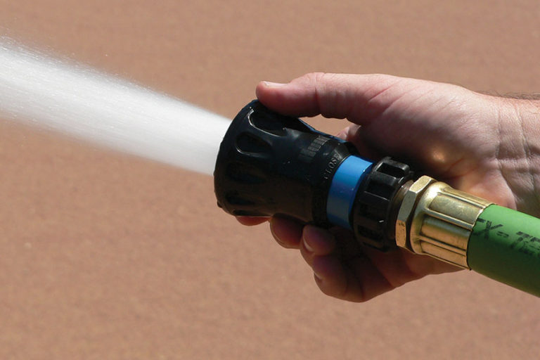 Provides adjustable stream to fog spray