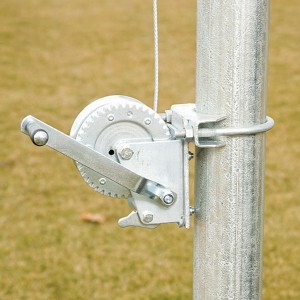 Winches mounted to the 3 poles on the tensioning end make setup easy