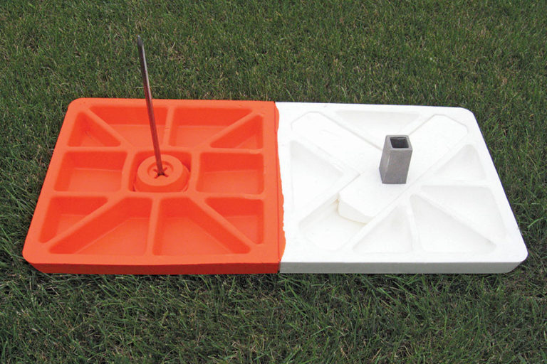 All-rubber double first base with spike to stabilize the orange side