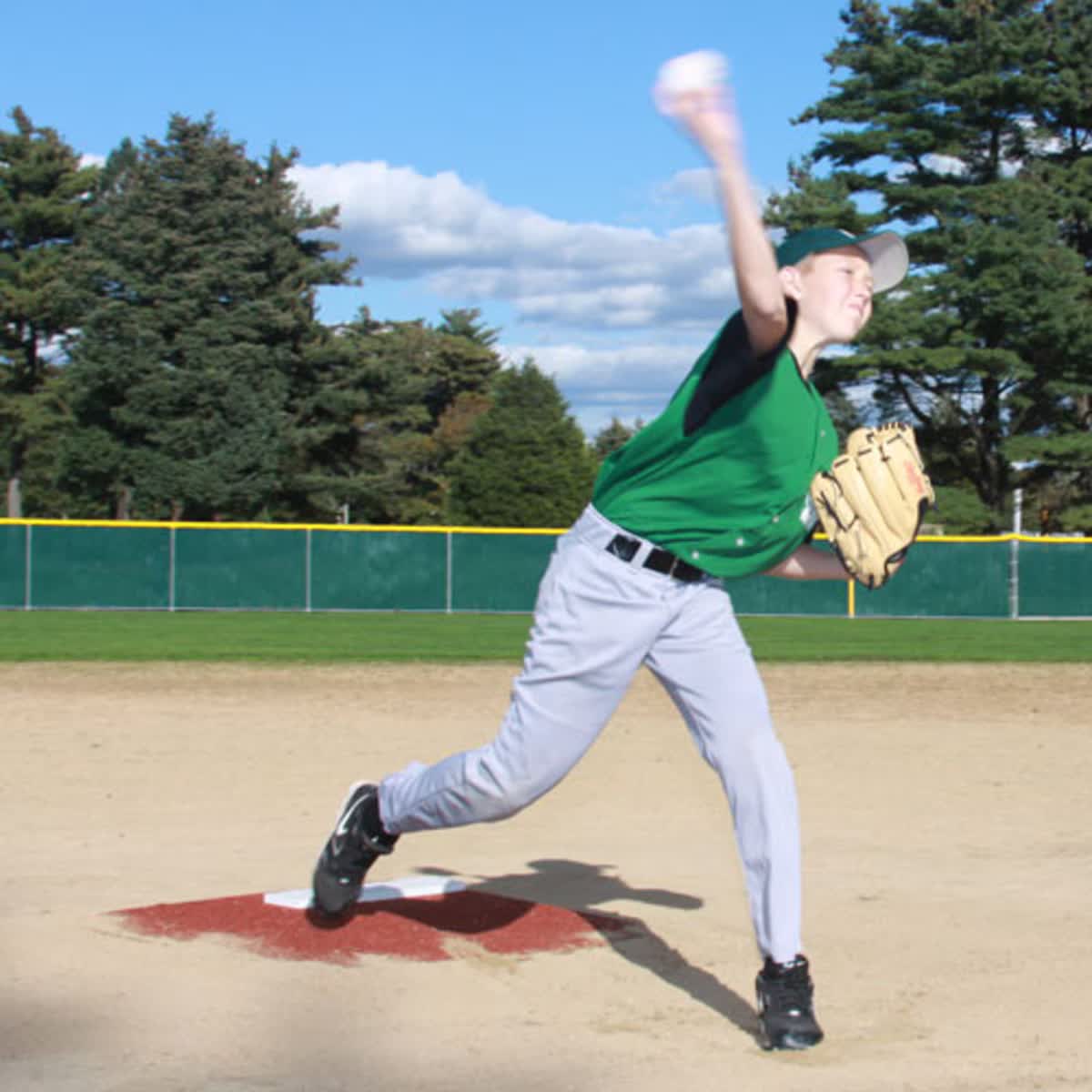 Portable pitching mound