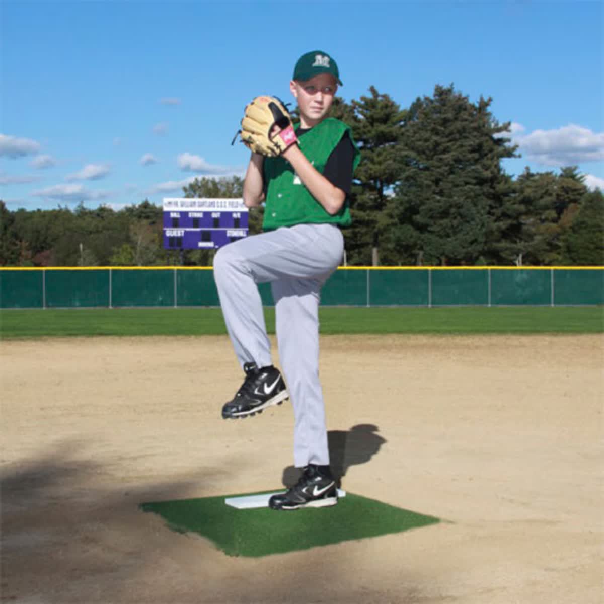 Portable pitching mound