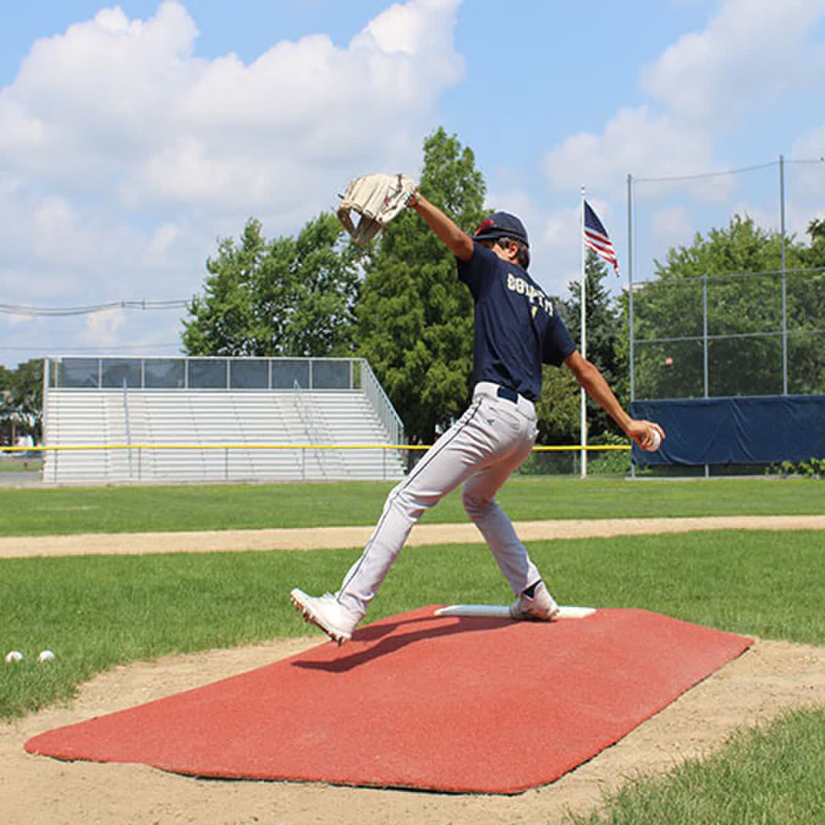 Portable pitching mound