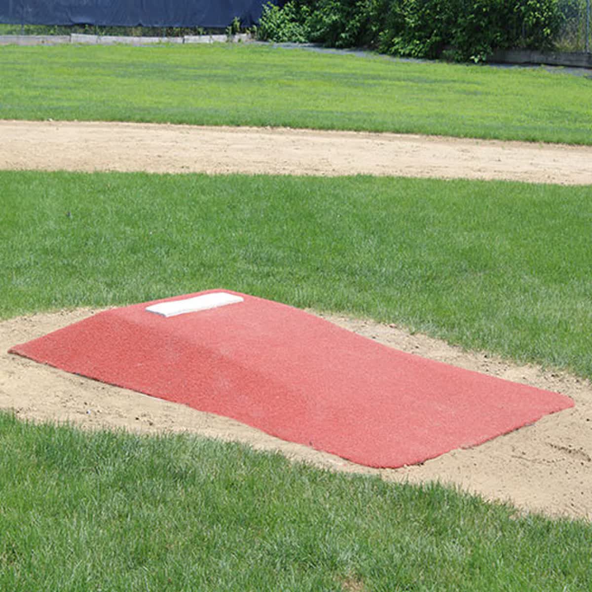 Portable pitching mound