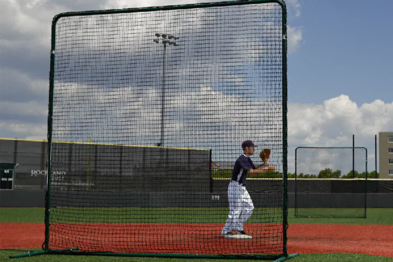 Field screen